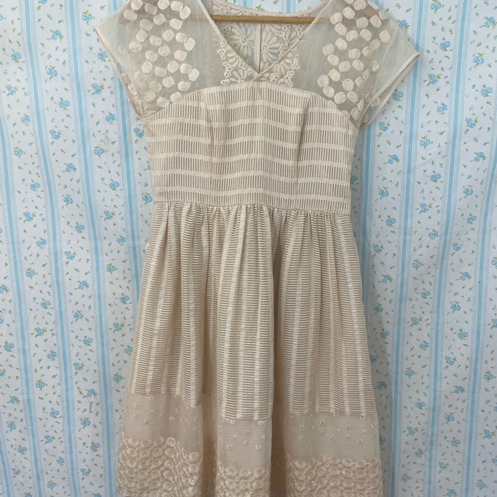 Anthropologie Moulinette Soeurs Poema Lace Cream Dress - size 8P